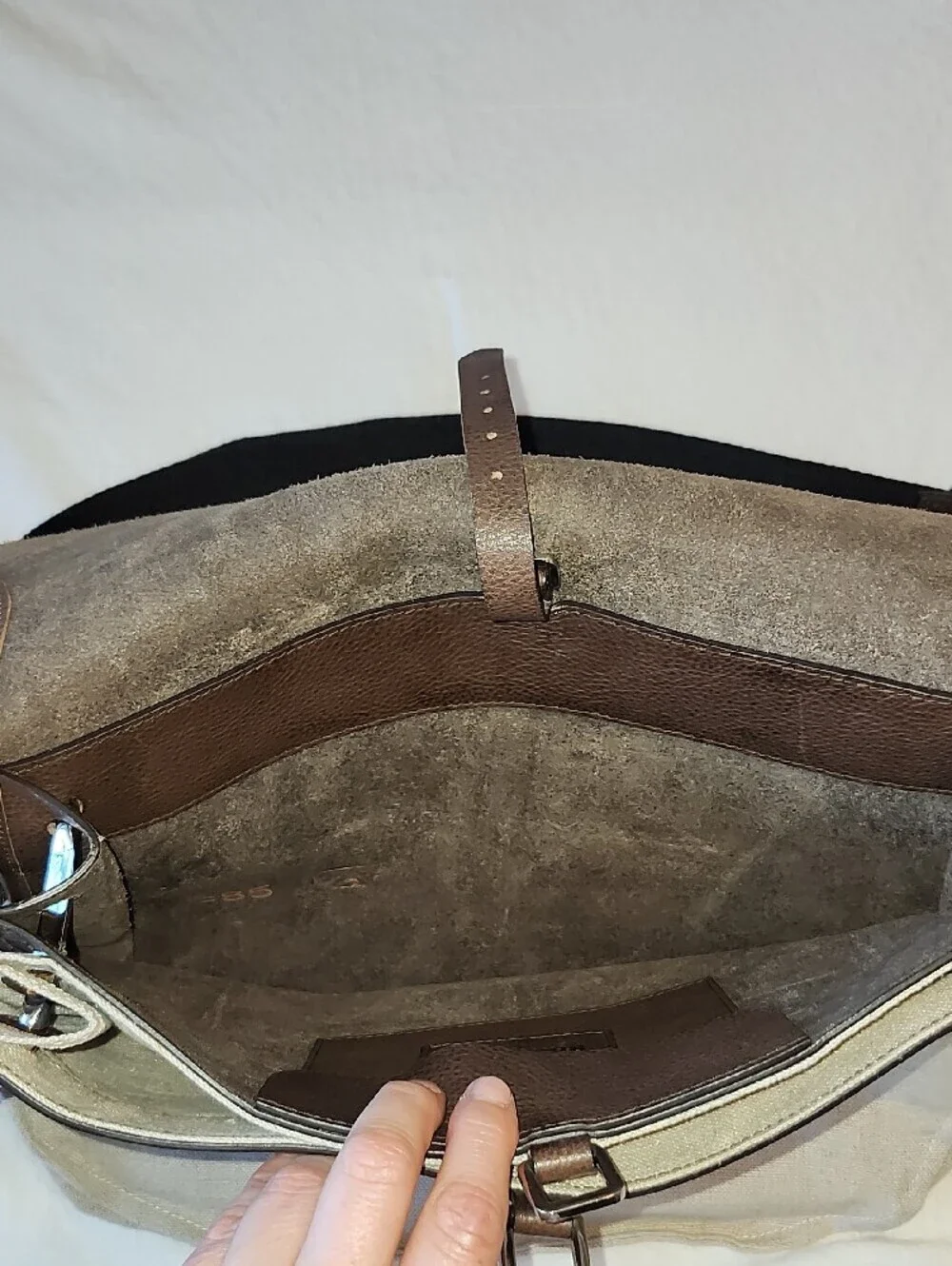 Brown Italian Leather Messenger Bag with Adjustable Strap